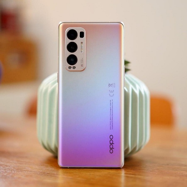 Oppo&nbsp;Find&nbsp;X3 Neo с четырьмя камерами уступил iPhone 11 с двумя. До аппарата добрались специалисты DxOMark&nbsp;